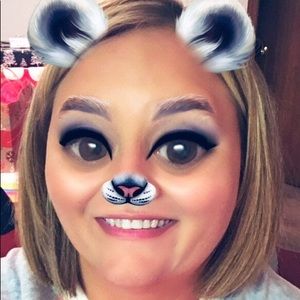 Meet your Posher, Nikki